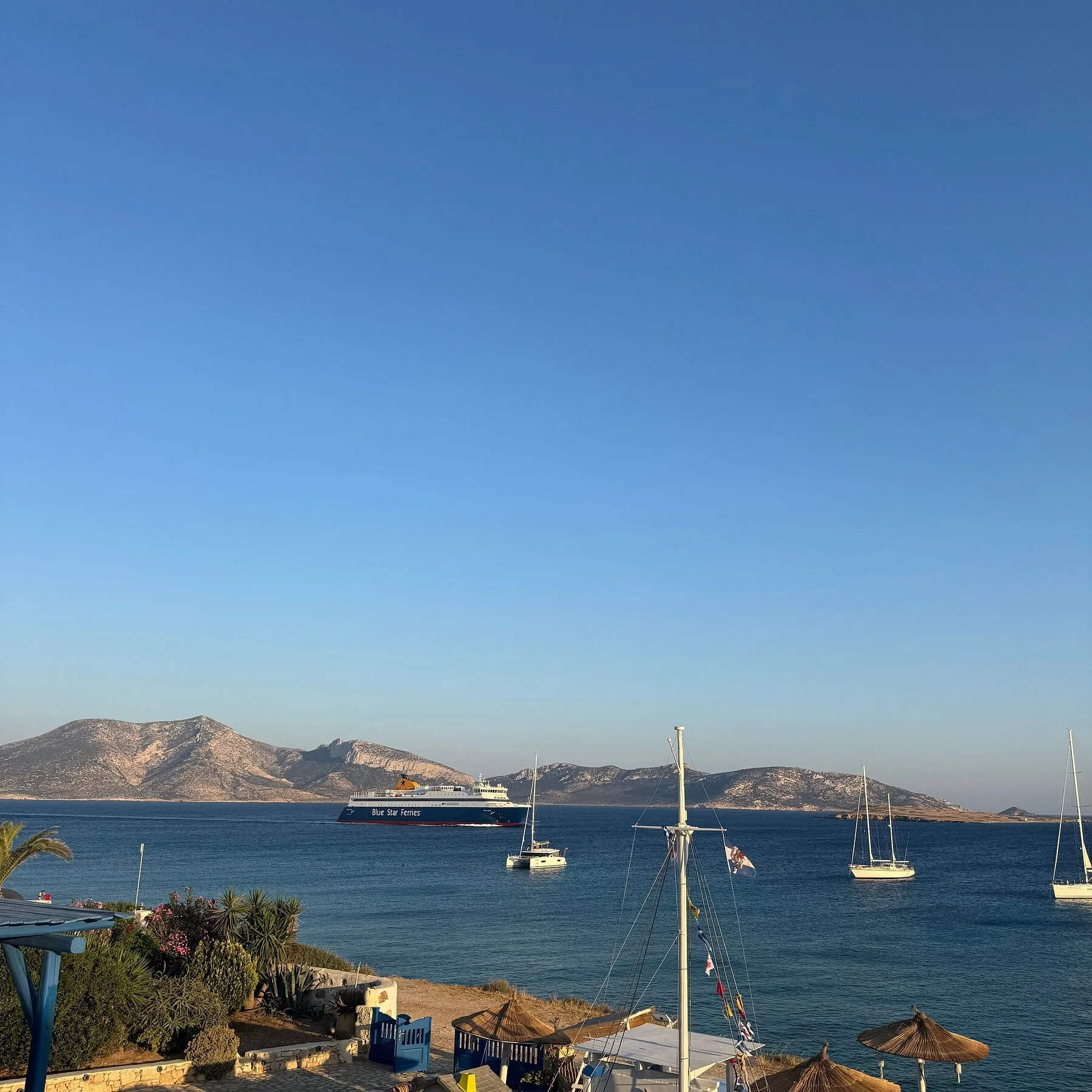Παροχές και λεπτομέρειες δωματίου